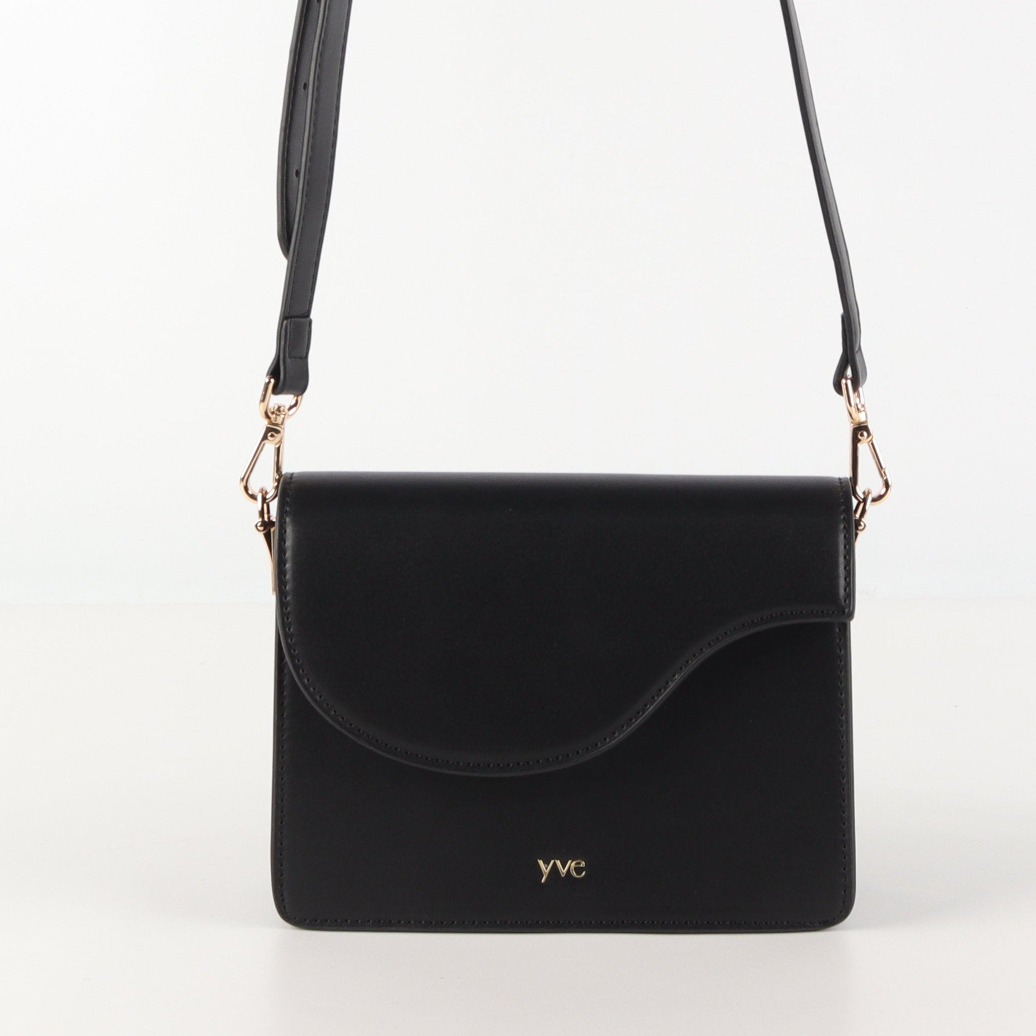 Just Breathe Wave Bag - Black