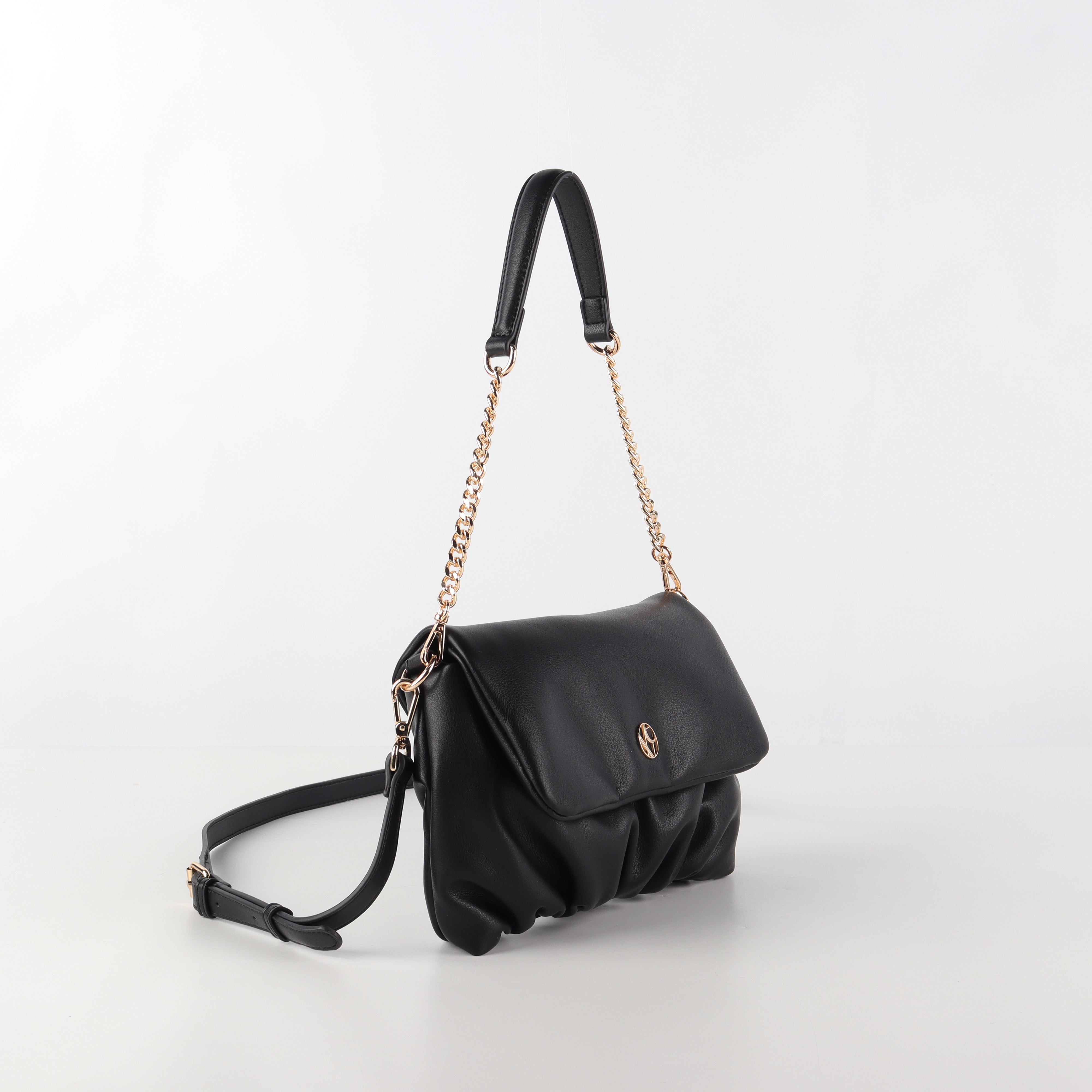 Believe Padded Bag - Black