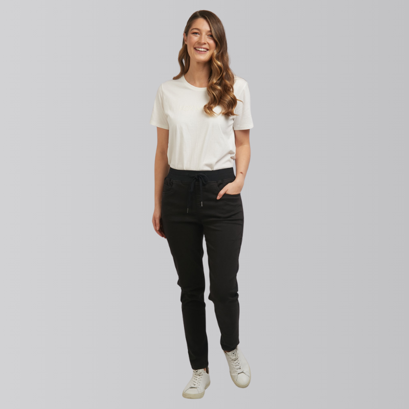 Sylvia Jogger Black