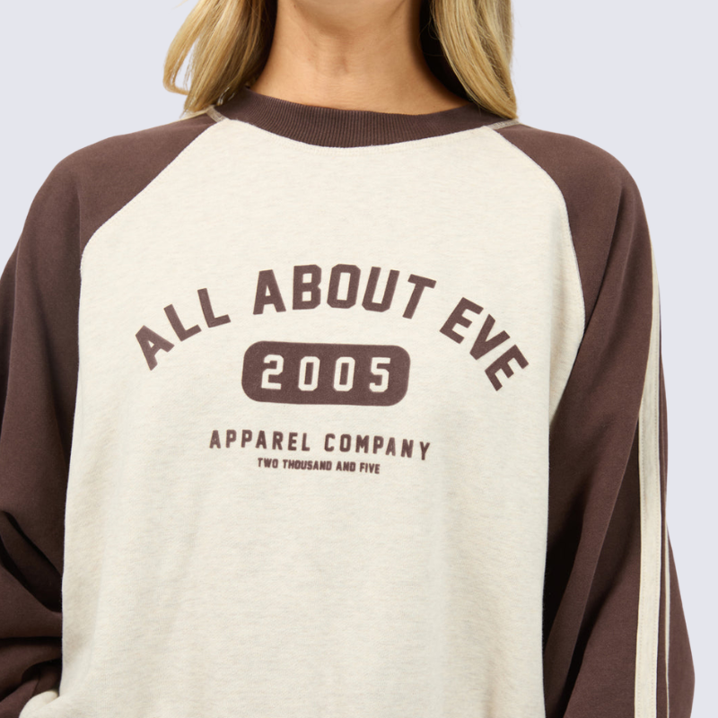 Contrast Club Raglan Crew