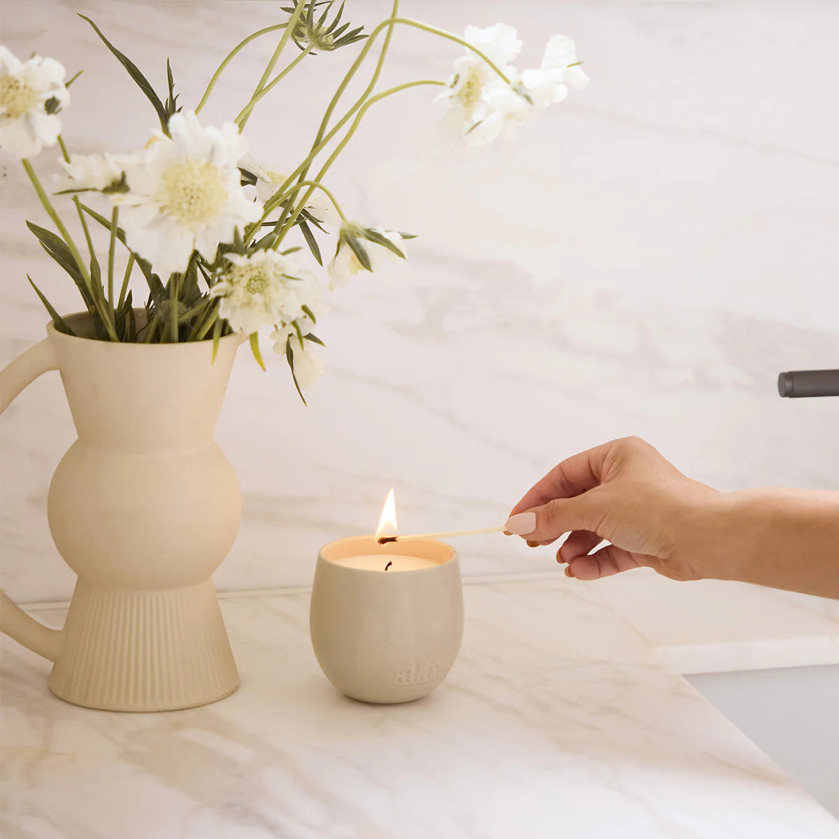 Magnolia & Vanilla Bean 295g Candle