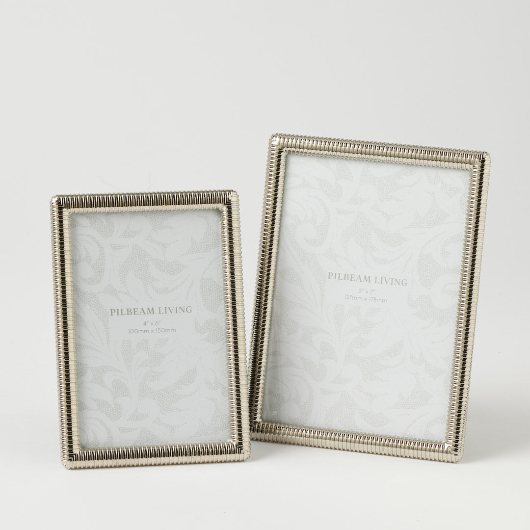 Aerin 4x6 Frame