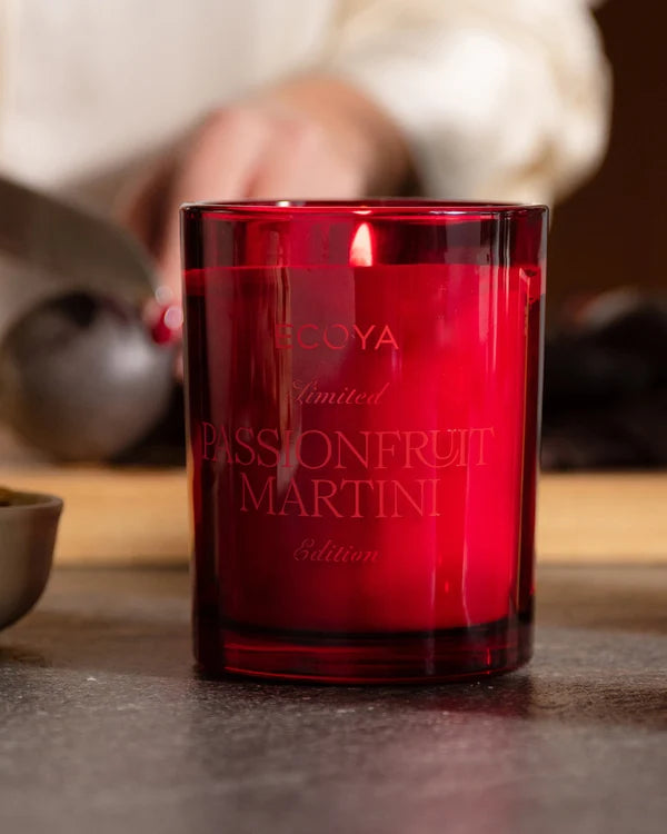 Maddison Candle 400gm Passionfruit Martini