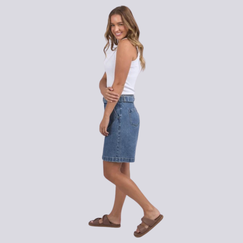 Saint Short