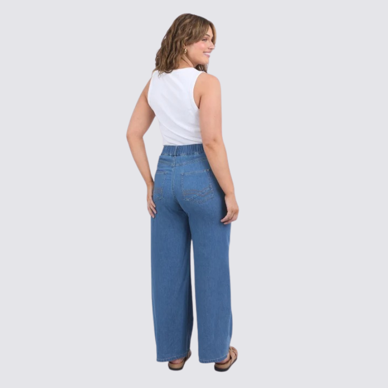 Fee Front Pocket Jean
