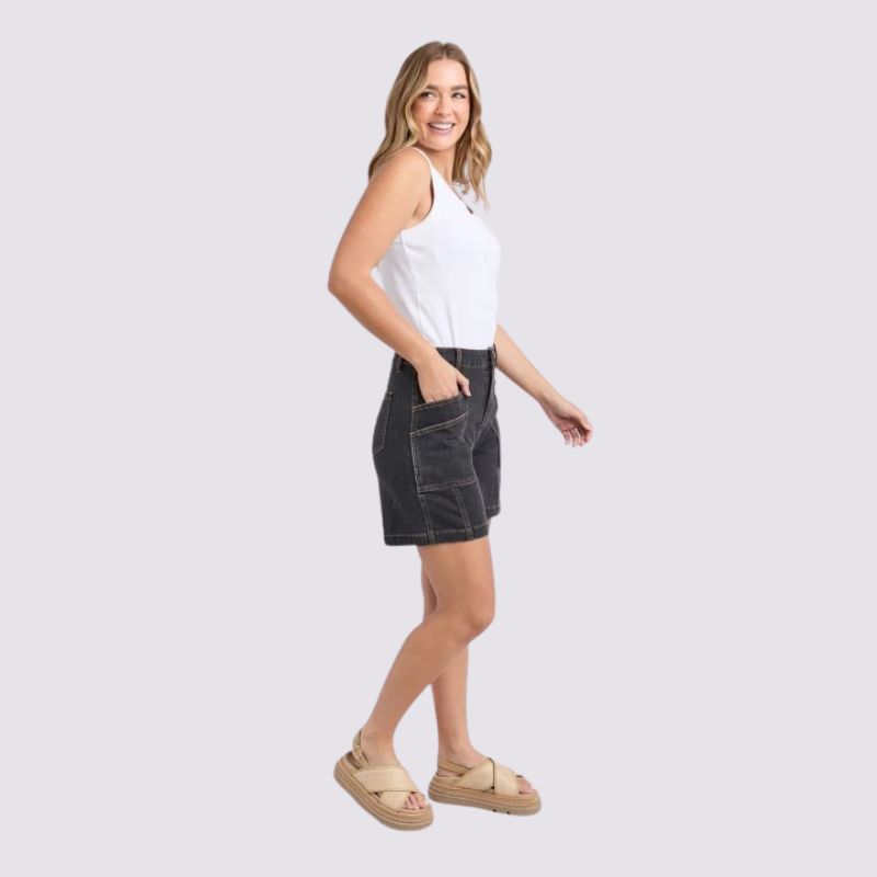 Balmy Short Washed Black