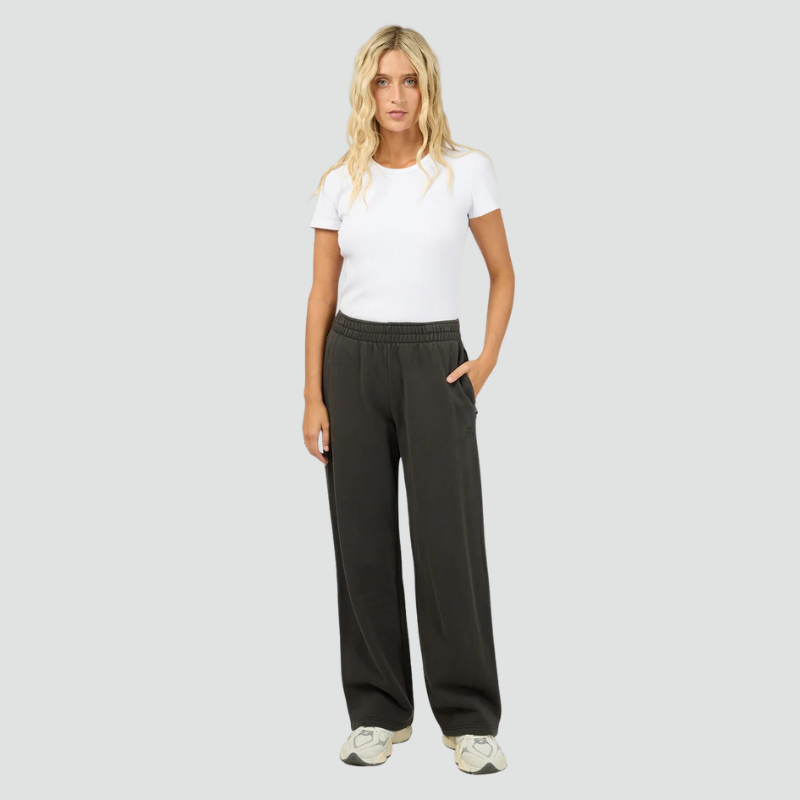 Limitless Track Pant Black