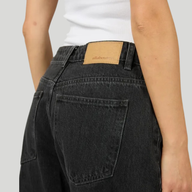 Hallie Barrel Leg Jean Coal