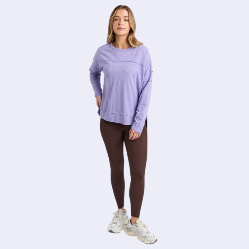 Throw On Tee Lav