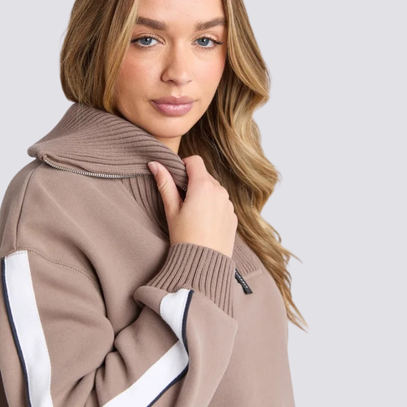 Knit Collar Crew Brown