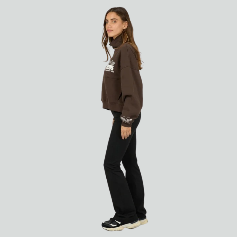 Eve Team 1/4 Zip - Brown