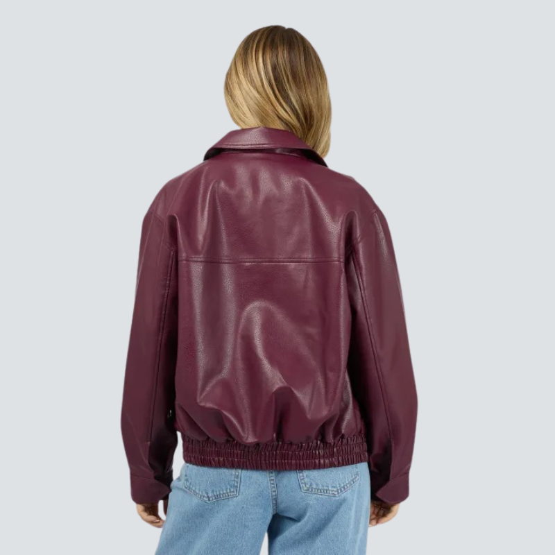 Nina Bomber