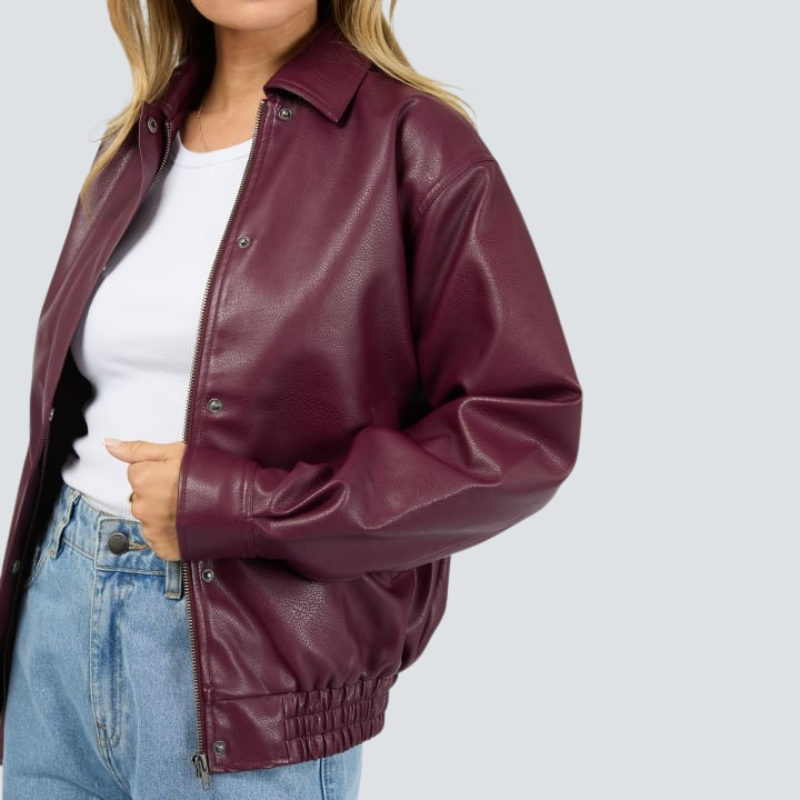 Nina Bomber