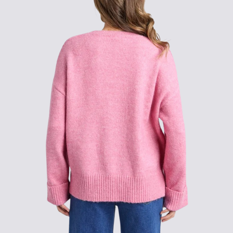 Intersia Heart Knit
