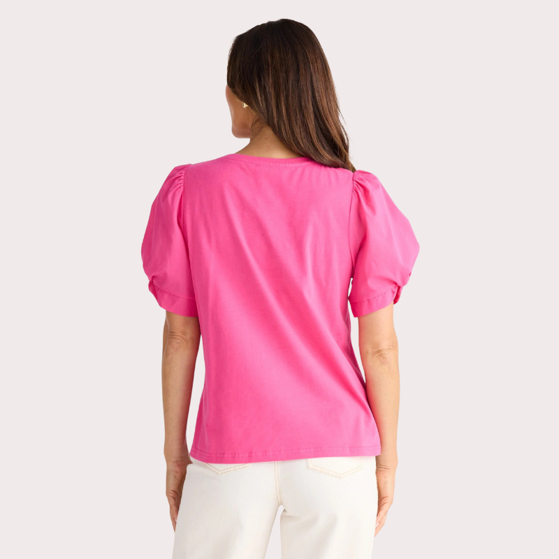 Abigail Tee