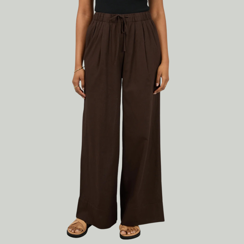 Essential Brown Pant