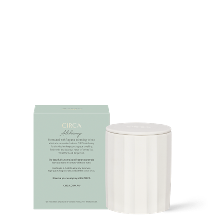 Circa Alchemy White Tea & Wild Mint Candle 