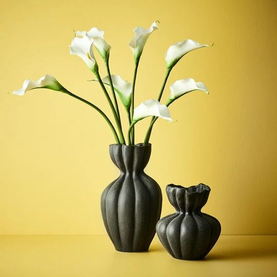 Basma Vase Black Small