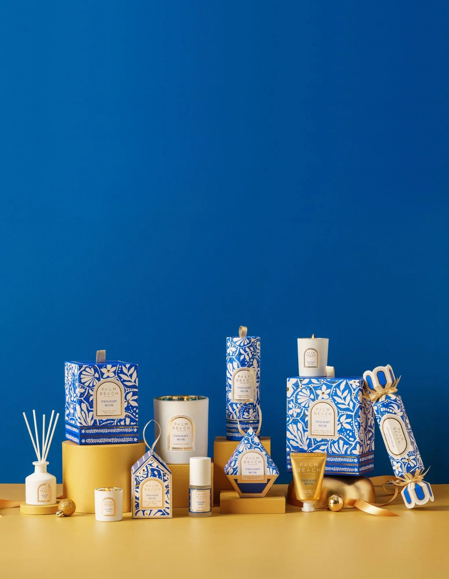 Minj Hanging Bauble Twilight Musk