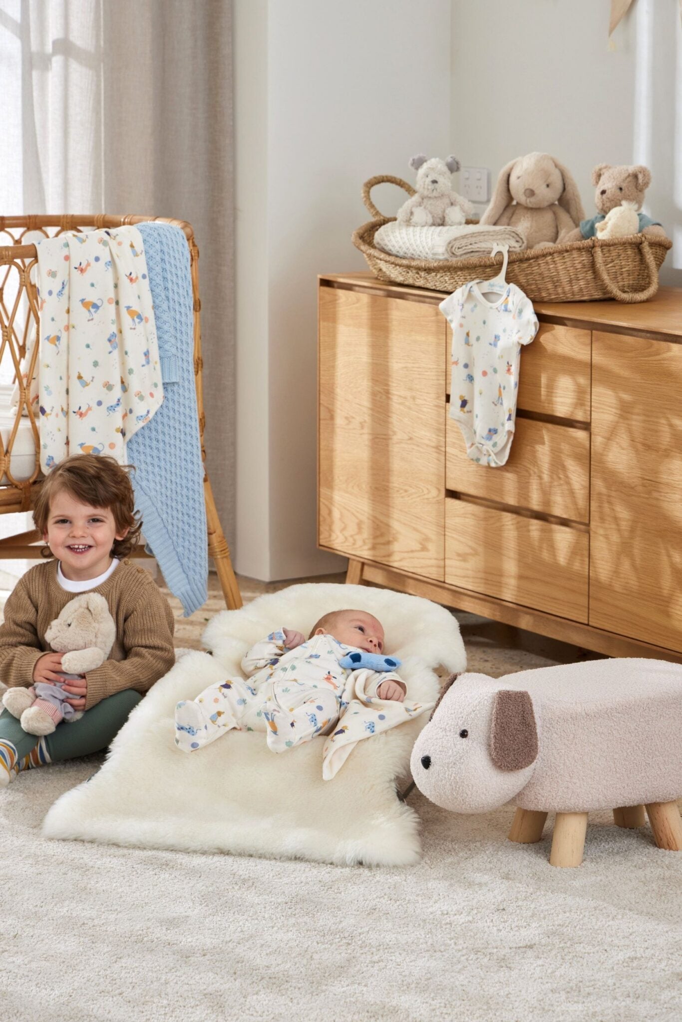 Woof & Wander Jersey Comforter